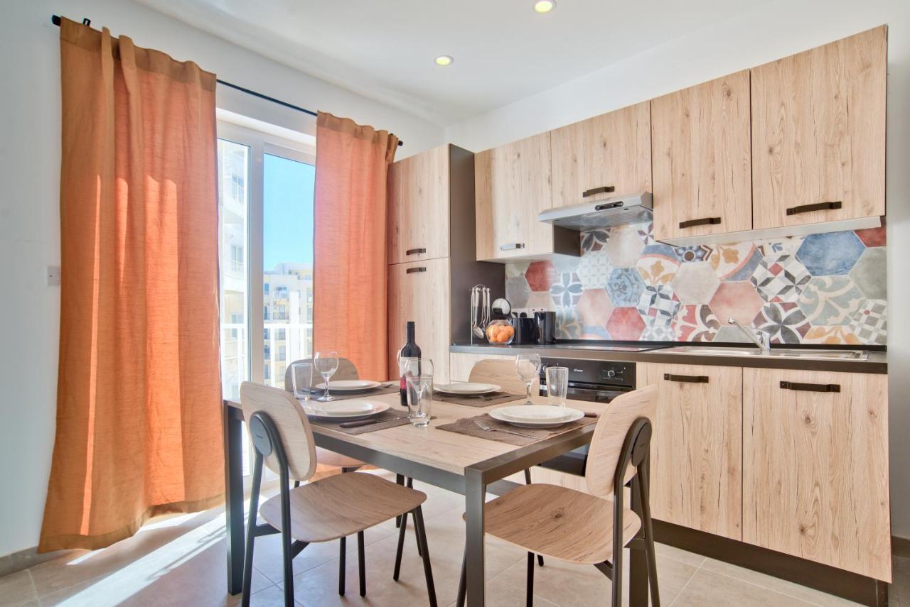 Sliema 2-Bedroom Central Apartments And Penthouse With Jacuzzi Eksteriør billede